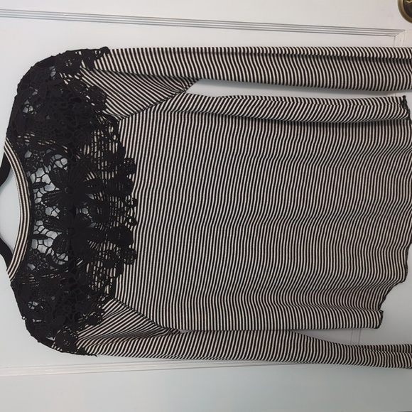 Hen & Thread Sz M Embroidered Floral Black Lace and Striped Long Sleeve Top - Picture 6 of 6